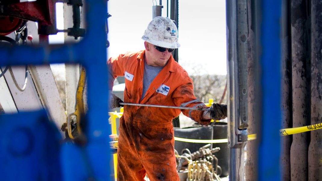 Activist Ananym Capital sees upside if Baker Hughes spins off oil services