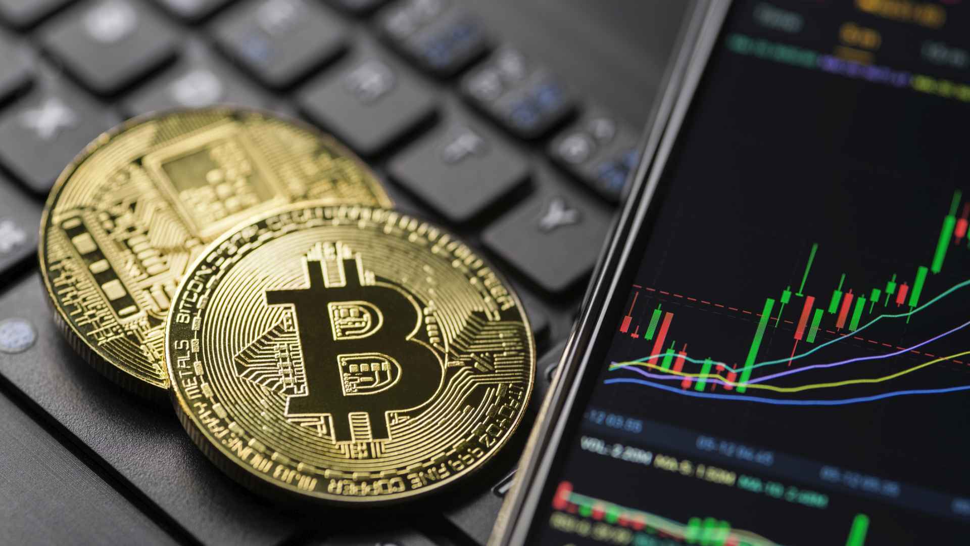 Here’s Why Investors Might Want to Wait Until 2026 To Make Any Big Crypto Moves, According to an Expert