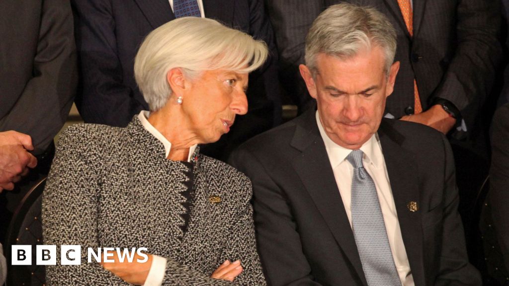 World central bank chiefs declare support for US Fed chair