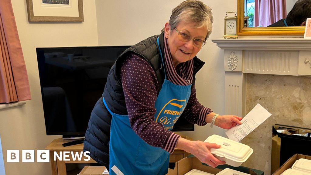 City volunteers seek drivers for meal deliveries