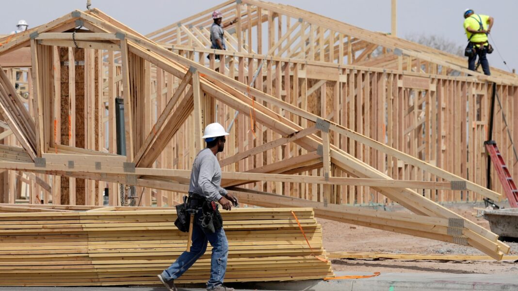 US job openings rise to a better-than-expected 7 million despite sluggish labor market