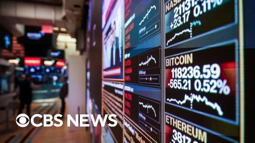 Investors await new key economic data, interest rate decision