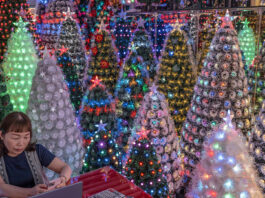 Hormuz disruptions hit China’s Christmas capital and holiday spending