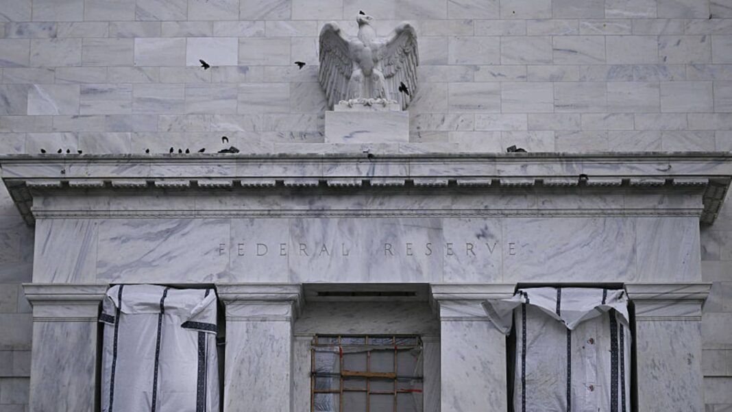 Fed dissenters explain 'no' votes, saying they disagreed with hinting next move would be a cut