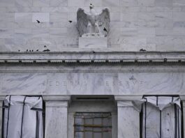 Fed dissenters explain 'no' votes, saying they disagreed with hinting next move would be a cut