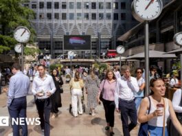 UK borrowing costs jump as uncertainty over PM's future continues