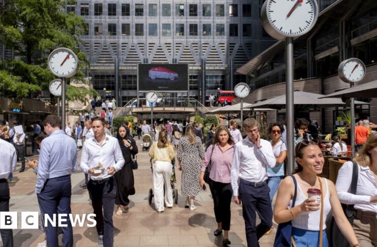 UK borrowing costs jump as uncertainty over PM's future continues