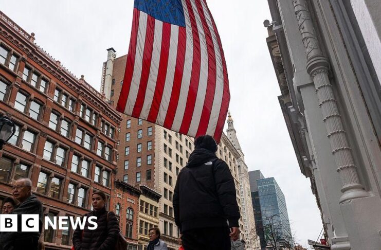 US jobs data beats expectations for second month in a row