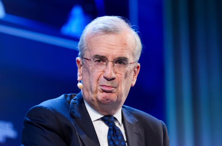 Villeroy says bank ready to act