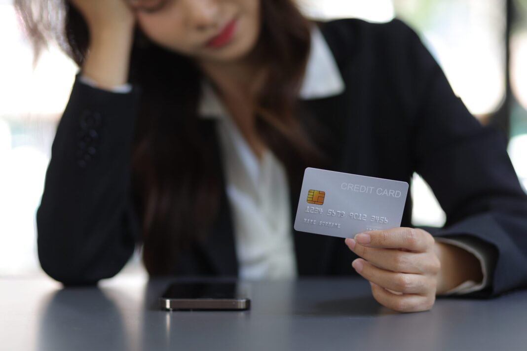 Coinbase’s Stablecoin-Backed Credit Card Seeks a Niche Market