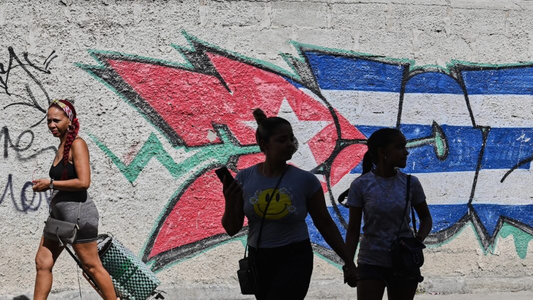 Cuba pushes through sweeping free-market reforms