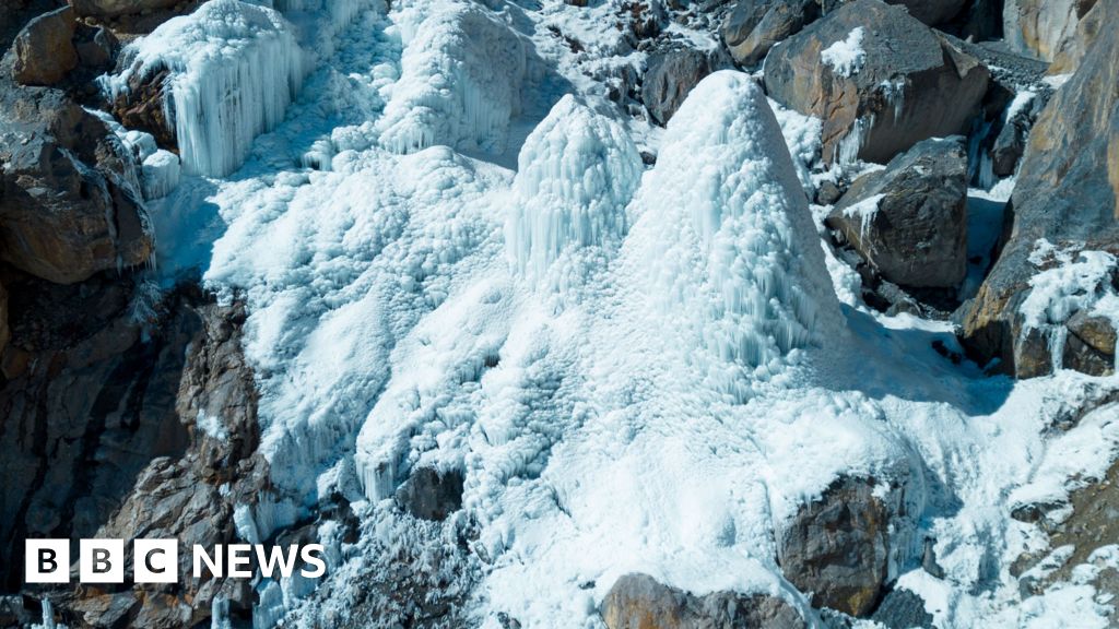 The artificial ice pyramids saving India's mountain villages