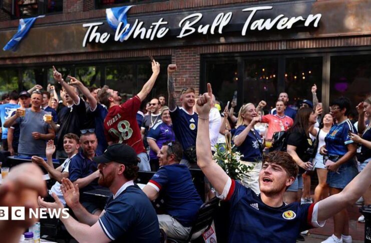 World Cup boom falters as US hospitality jobs fall in June