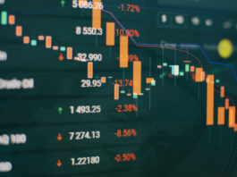 Hedge Funds Retreat as AI Selloff Hits Technology Strategies