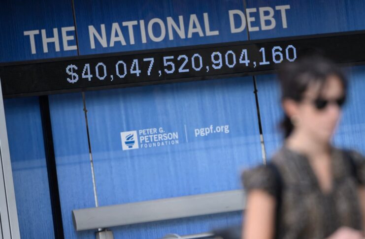 U.S. government debt passes $40 trillion, more than doubling in a decade