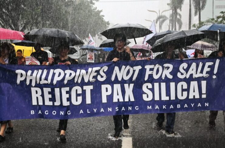 ASEAN can still hedge between America and China on AI. It needs to get its act together first