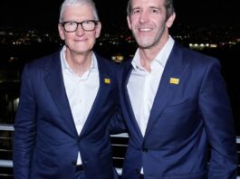 Apple CEO John Ternus started Tuesday. His $55 million award starts next year